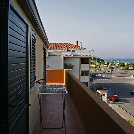 Hotel Nettuno Soverato Marina Camera foto