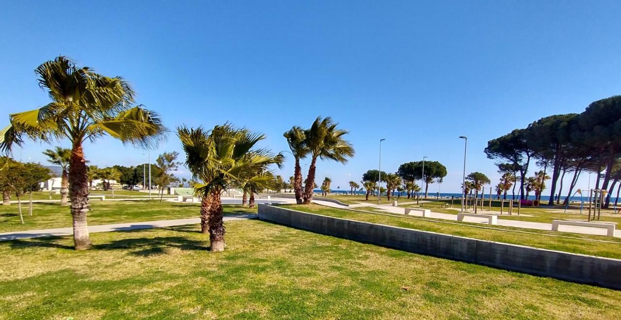 Hotel Nettuno Soverato Marina Esterno foto